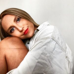 Meet your Posher, Ashleigh